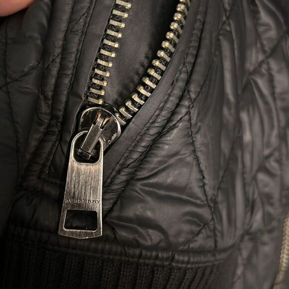 Burberry Quilted Moto Jacket Convertible - Picture 7 of 16